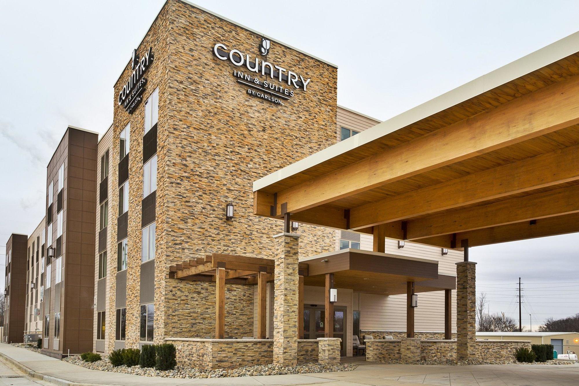 Country Inn & Suites By Radisson, Springfield Southeast Exterior photo